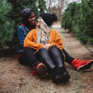 Meet your Posher, Corie